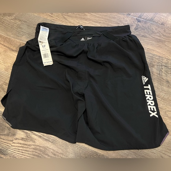 ADIDAS Agravic AIIA Trail Running Shorts XL 9”. Black/White Terrex Men AEROREADY - Picture 4 of 7
